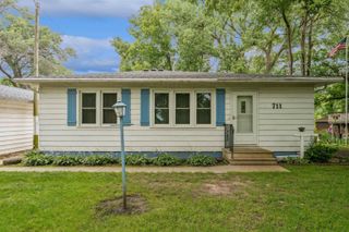 711 1st Street, Evansdale, IA 50707