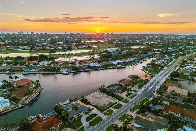 450 N Barfield DR, Marco Island, FL 34145