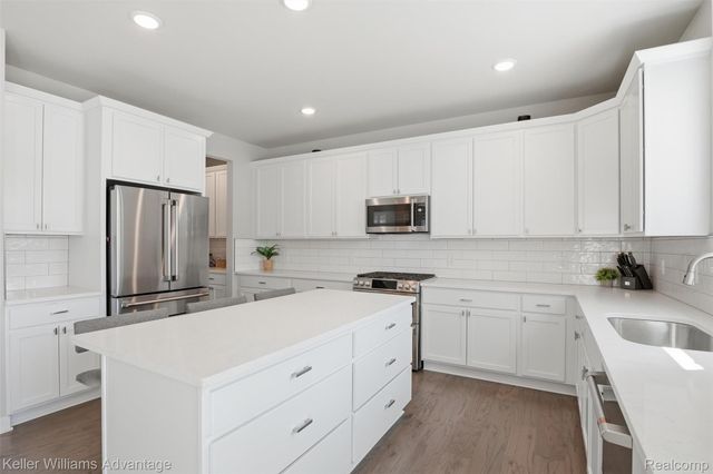 855 Preserve Lane, White Lake Charter Township, MI 48386