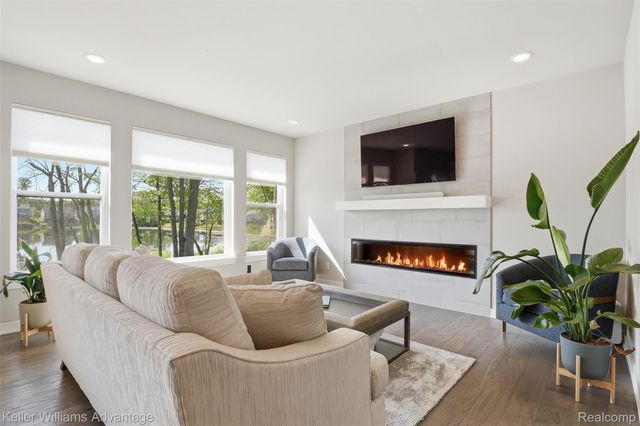 855 Preserve Lane, White Lake Charter Township, MI 48386