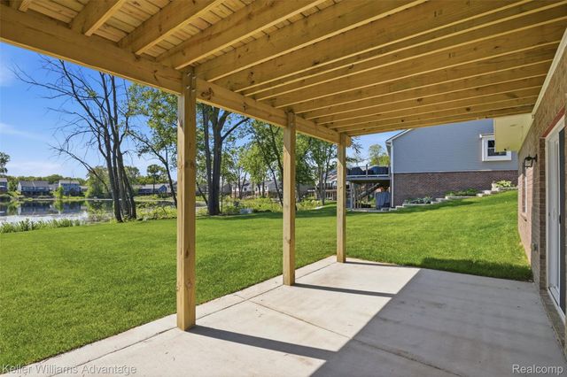 855 Preserve Lane, White Lake Charter Township, MI 48386