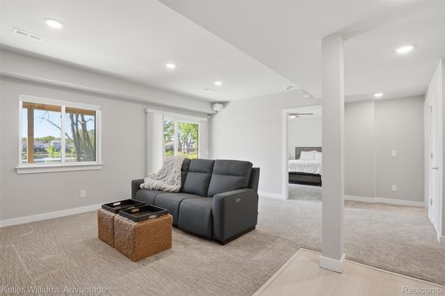 855 Preserve Lane, White Lake Charter Township, MI 48386