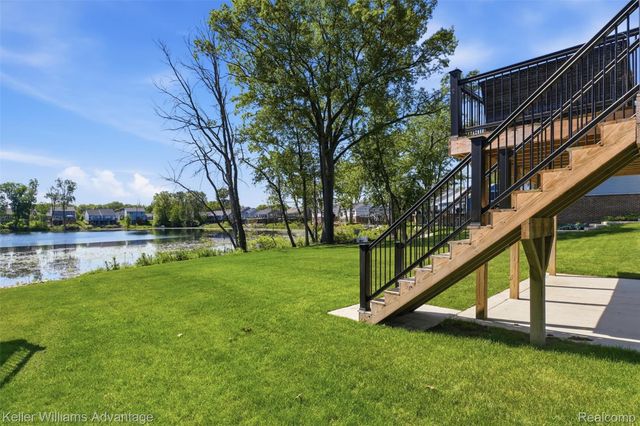 855 Preserve Lane, White Lake Charter Township, MI 48386