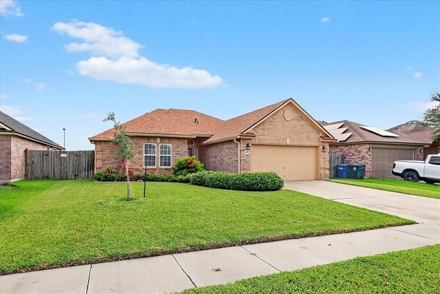 6018 Tapestry Dr, Corpus Christi, TX 78414
