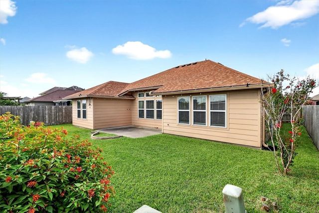 6018 Tapestry Dr, Corpus Christi, TX 78414