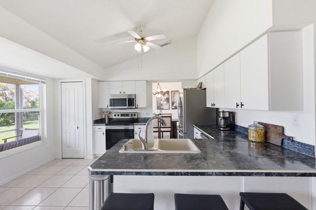 390 SE Cork Road, Port St. Lucie, Port St Lucie, FL 34984