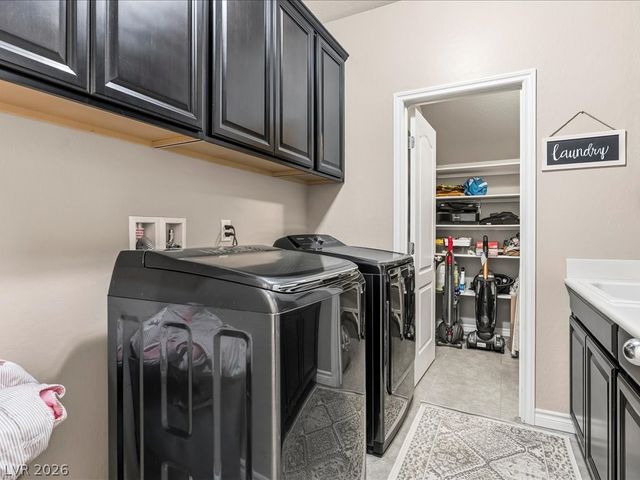 12437 Mosticone Way, Las Vegas, NV 89141