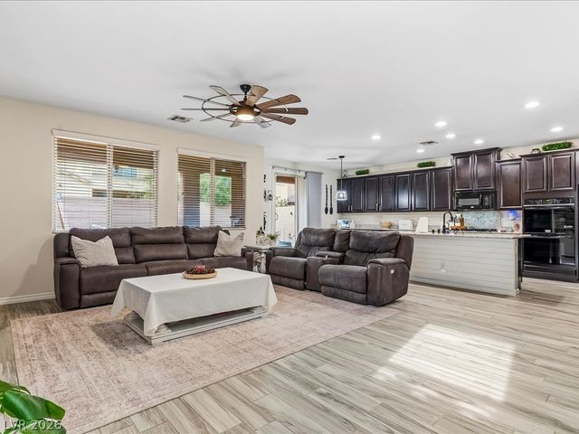12437 Mosticone Way, Las Vegas, NV 89141