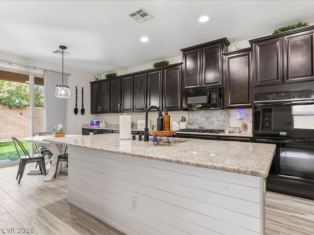 12437 Mosticone Way, Las Vegas, NV 89141