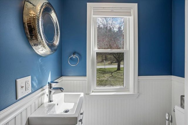 20 French Court, Merrimack, NH 03054