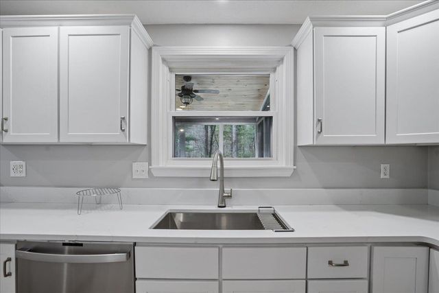 20 French Court, Merrimack, NH 03054