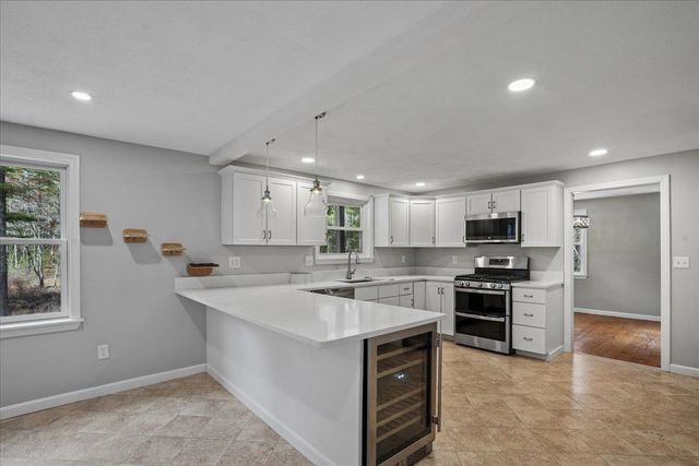 20 French Court, Merrimack, NH 03054