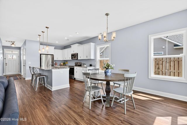 75 W Weatherbee Way, Hampstead, NC 28443