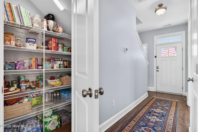 75 W Weatherbee Way, Hampstead, NC 28443