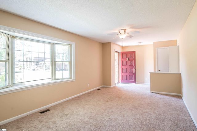 631 Pine Hill Drive, Boiling Springs, SC 29316