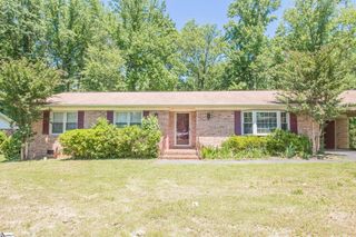 631 Pine Hill Drive, Boiling Springs, SC 29316