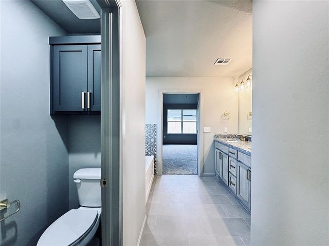 16020 Navarra Way, Oklahoma City, OK 73170