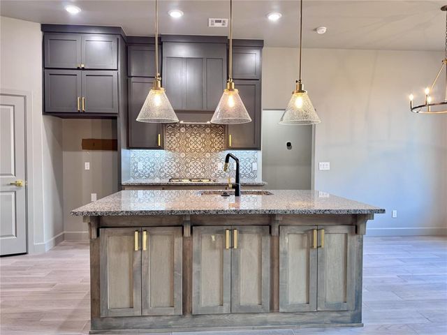 16020 Navarra Way, Oklahoma City, OK 73170