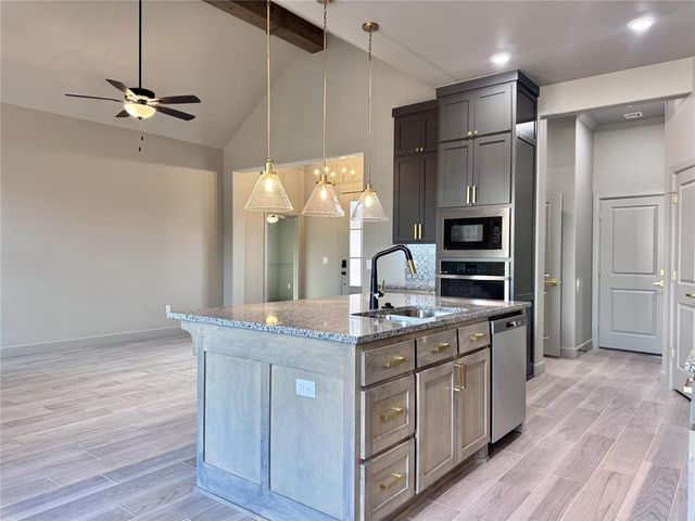 16020 Navarra Way, Oklahoma City, OK 73170