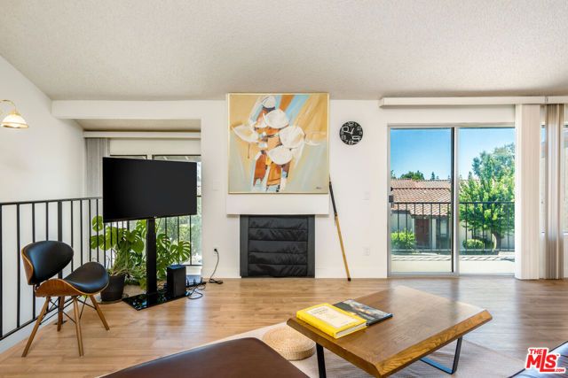 19547 Rinaldi Street 30, Porter Ranch (los Angeles), CA 91326