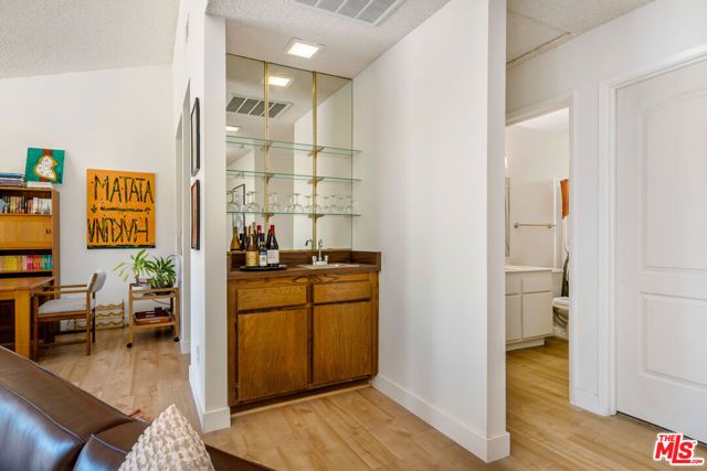 19547 Rinaldi Street 30, Porter Ranch (los Angeles), CA 91326