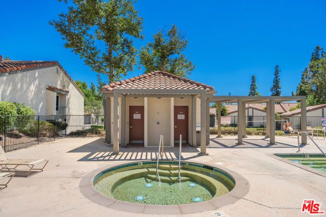 19547 Rinaldi Street 30, Porter Ranch (los Angeles), CA 91326