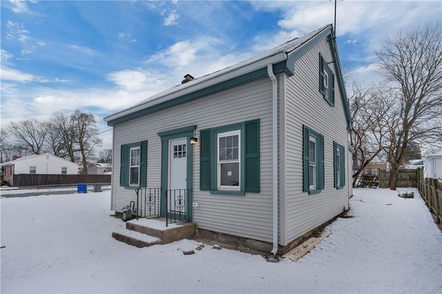 115 Campbell Avenue, East Providence, RI 02916