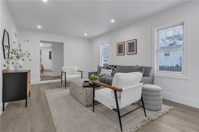 115 Campbell Avenue, East Providence, RI 02916