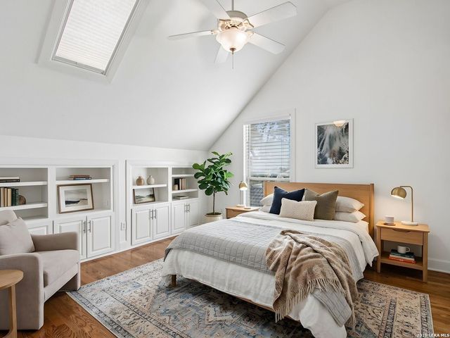 310 Castano Avenue, San Antonio, TX 78209