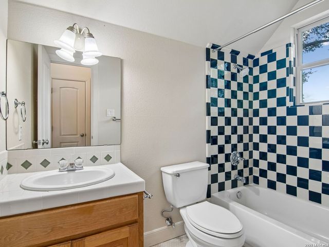 310 Castano Avenue, San Antonio, TX 78209