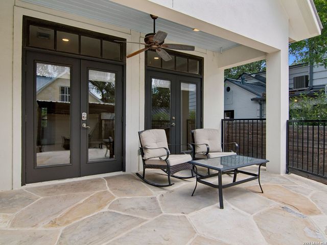 310 Castano Avenue, San Antonio, TX 78209