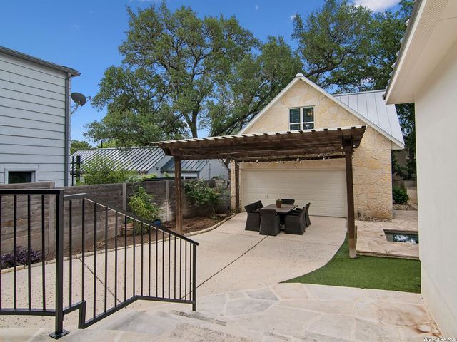 310 Castano Avenue, San Antonio, TX 78209