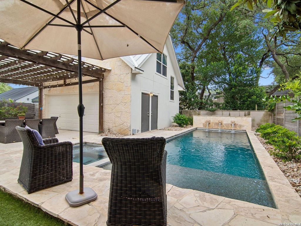 310 Castano Avenue, San Antonio, TX 78209