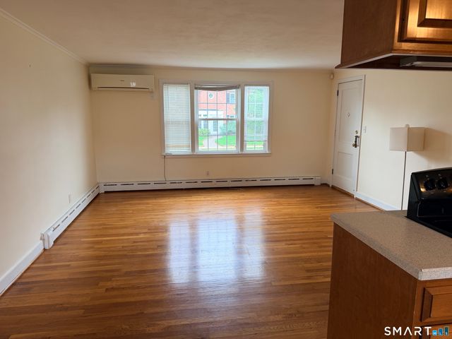 5 Grennan Road A2, West Hartford, CT 06107