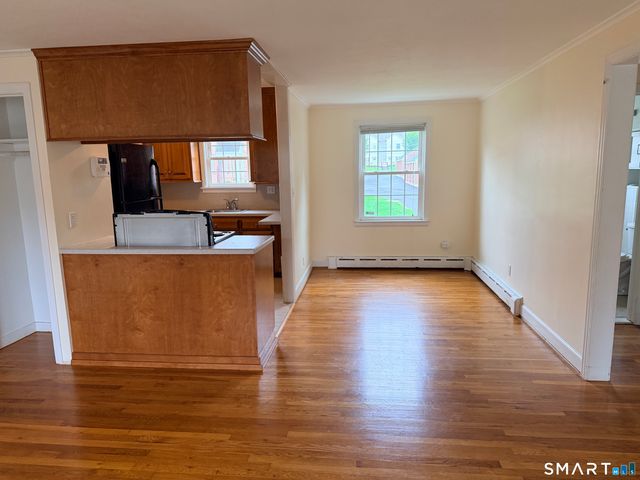 5 Grennan Road A2, West Hartford, CT 06107