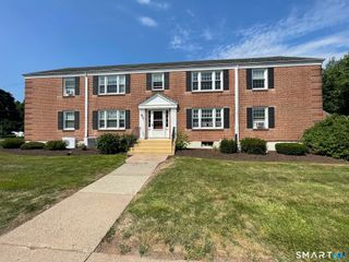 5 Grennan Road A2, West Hartford, CT 06107