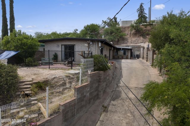 693 N Sierra Avenue, Nogales, AZ 85621