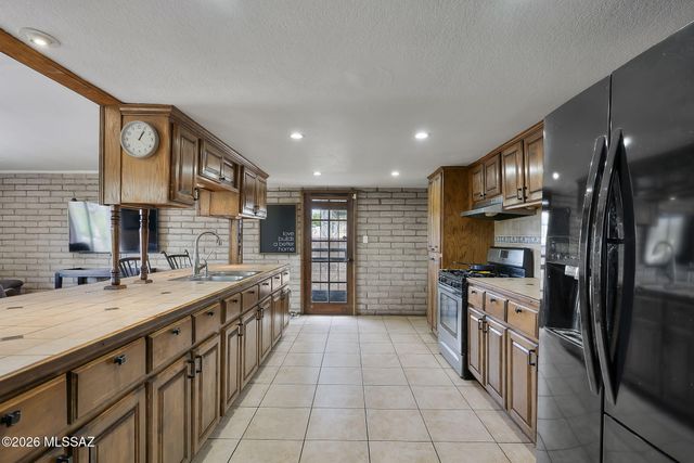 693 N Sierra Avenue, Nogales, AZ 85621