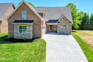 1536 Tsuga Drive, Alcoa, TN 37701