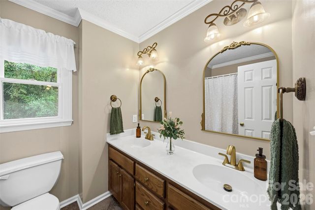 111 Bridgeport Lane, Gastonia, NC 28056