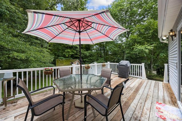 111 Bridgeport Lane, Gastonia, NC 28056
