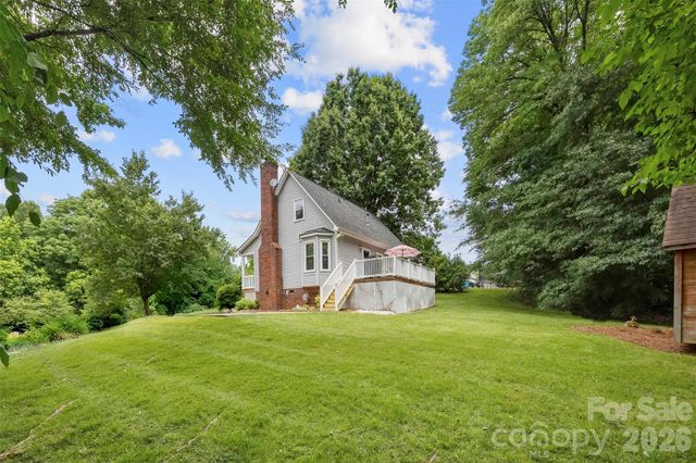 111 Bridgeport Lane, Gastonia, NC 28056