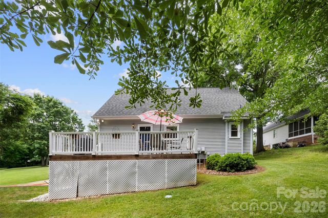 111 Bridgeport Lane, Gastonia, NC 28056