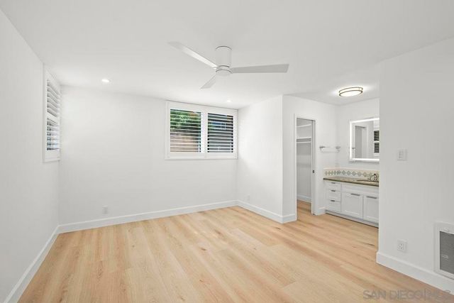 325 S Sierra Ave 25, Solana Beach, CA 92075