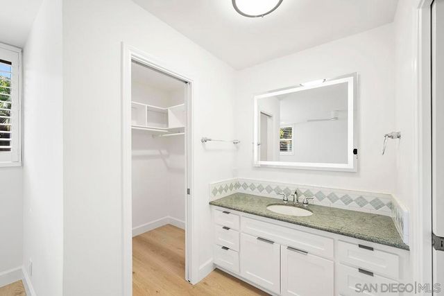 325 S Sierra Ave 25, Solana Beach, CA 92075