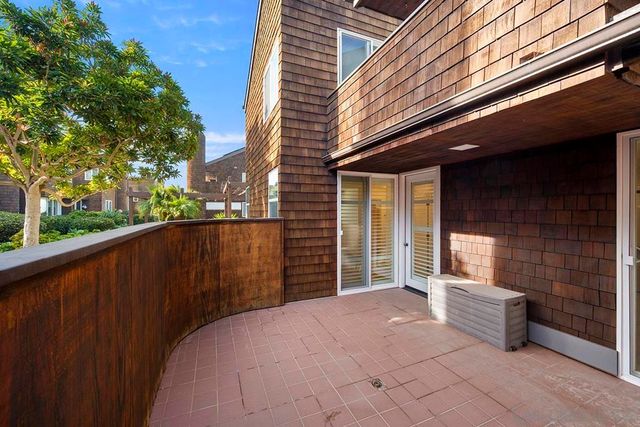 325 S Sierra Ave 25, Solana Beach, CA 92075