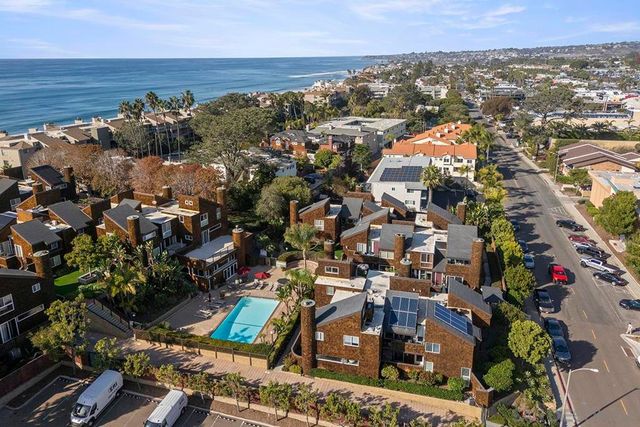 325 S Sierra Ave 25, Solana Beach, CA 92075