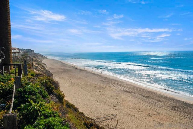 325 S Sierra Ave 25, Solana Beach, CA 92075