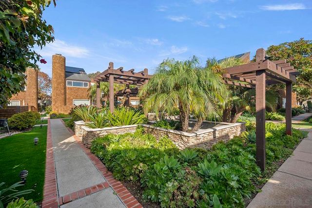 325 S Sierra Ave 25, Solana Beach, CA 92075