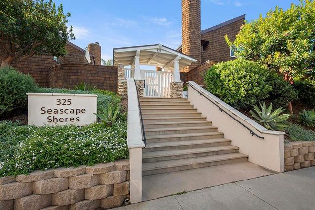325 S Sierra Ave 25, Solana Beach, CA 92075